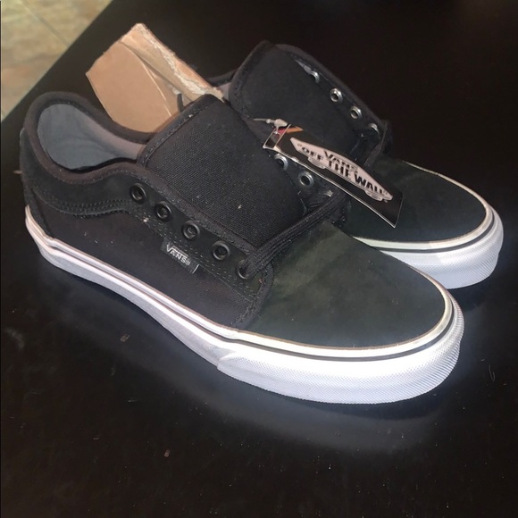 vans chukka low suede